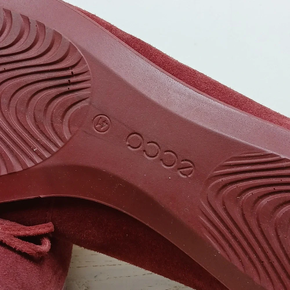 ECCO Flats Womens 10-10.5 Red Suede Bow Round Toe Preppy Balletcore Classic